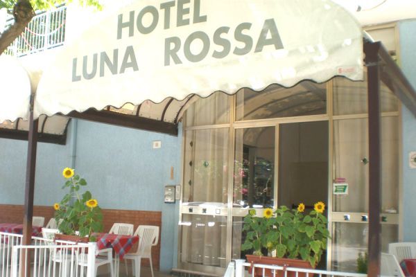Hotel Luna Rossa Rímini Exterior foto